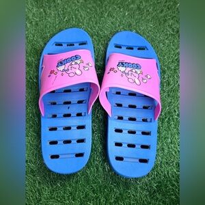 Cooks Women’s Plastic‎ Slippers Size 10